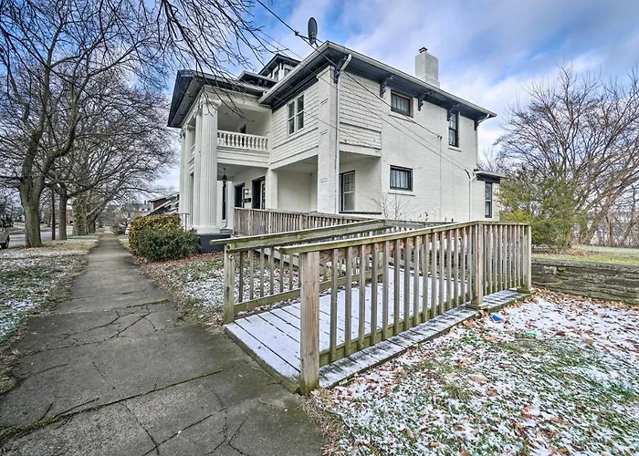 Historic Family Home 2 Mi To Lake Erie & Zoo!
