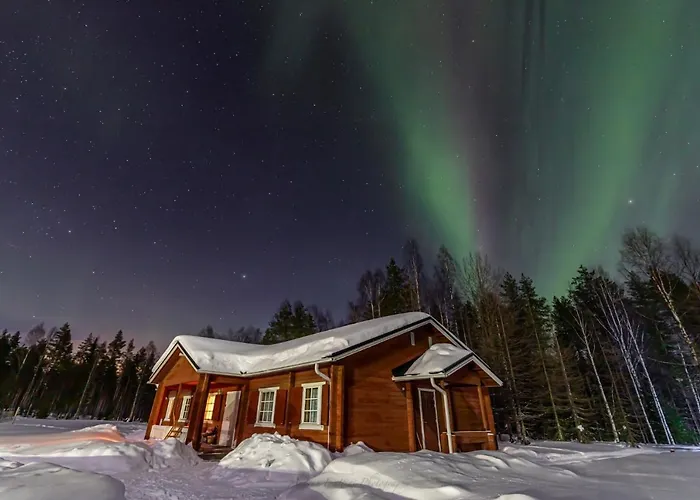 Old Pine Husky Lodge