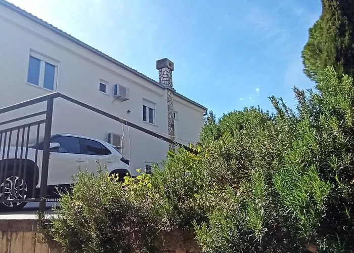 Bicanic Apartments And Rooms
