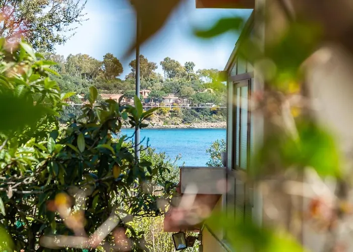 APPARTAMENTI GAIMARO' a 50 m dalla spiaggia