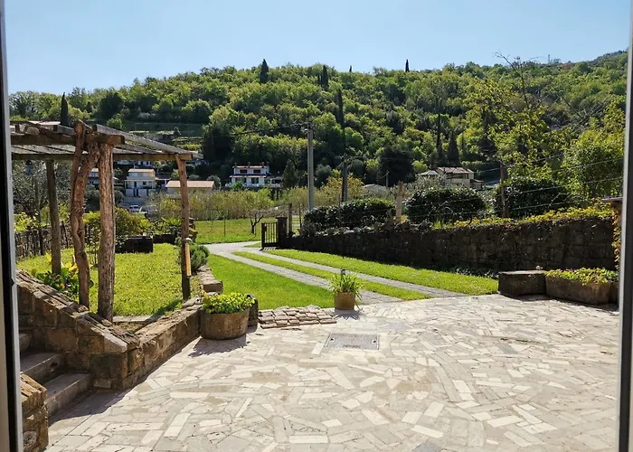 Apartma Pinea