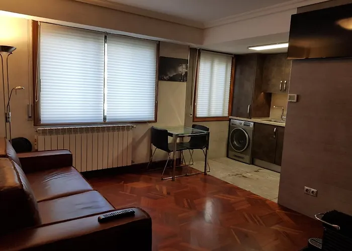 Apartamentos Zarautz Playa, con piscina y garaje