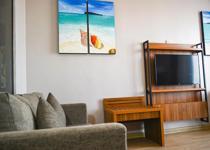 Triton Prestige Seaview And Spa