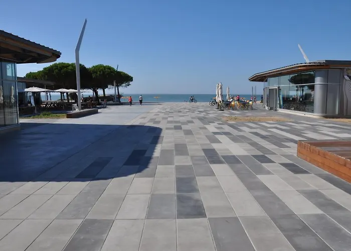 Magnifique appartement T5 avec grande terrasse, à 400m de la plage