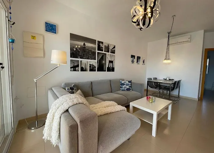 El Alamillo Ground Floor Apartment With Sea View