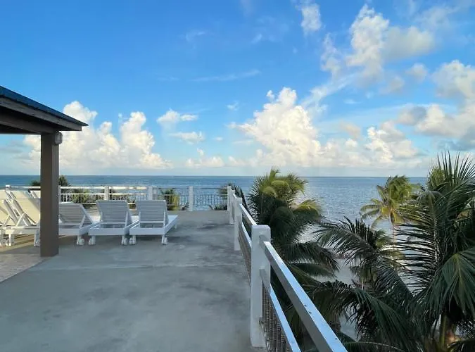 Caye Caulker Beach Hotel