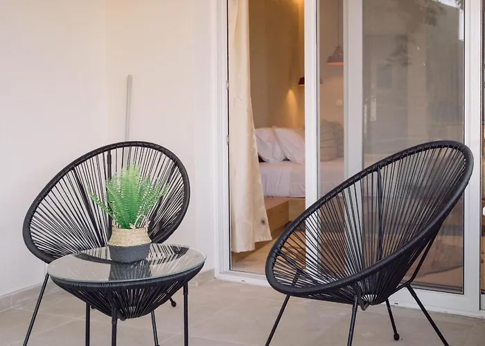 Eleftherias Suites - Near Beach Apartments