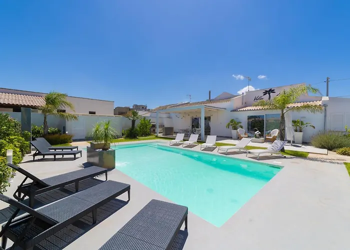 Villa White Luxury Residence