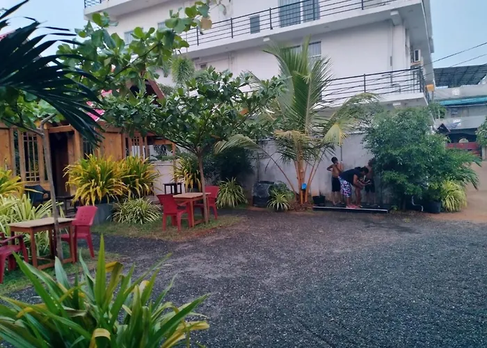 Elvis Beach Resort
