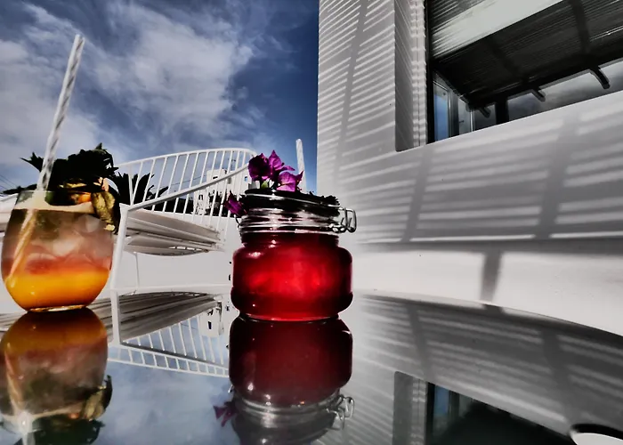 Ostraco Suites