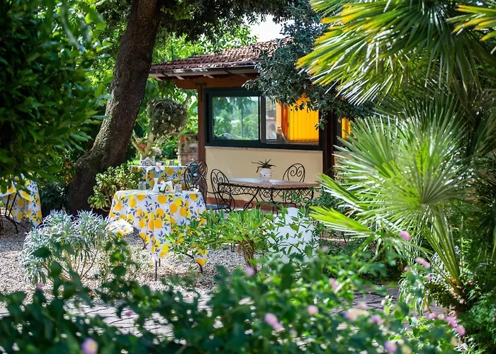 I Lecci Guesthouse