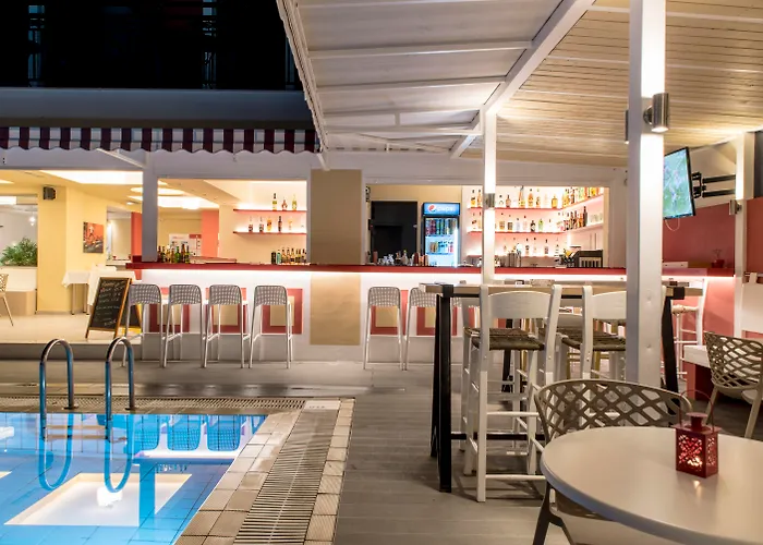 Cactus Hotel