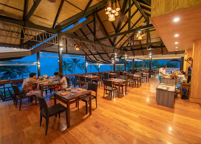 Coral Cliff Beach Resort Samui - Sha Plus