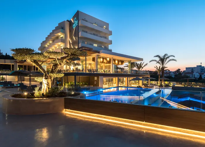 Cavo Zoe Seaside Hotel