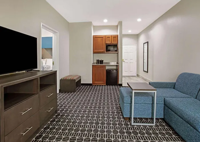 La Quinta By Wyndham Sulphur Springs
