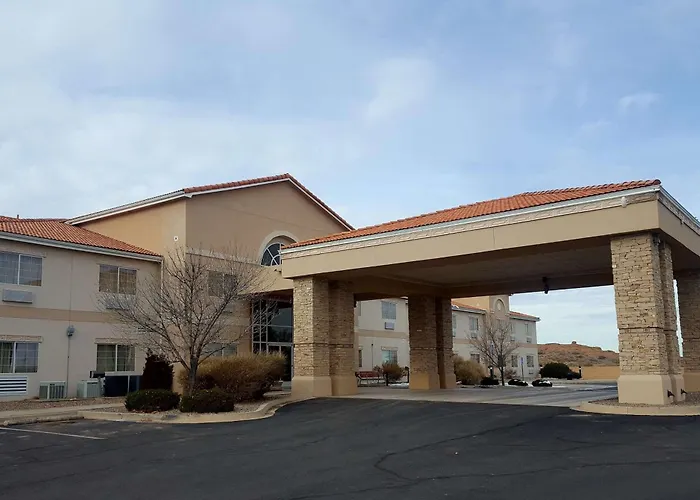 Baymont By Wyndham Belen Nm