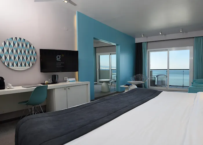 Golden Star City Resort
