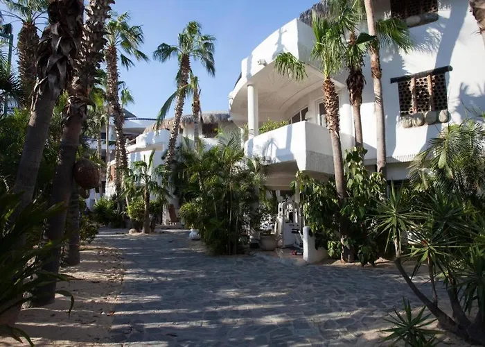 Club Cascadas De Baja