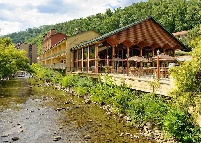 River Terrace Resort & Convention Center
