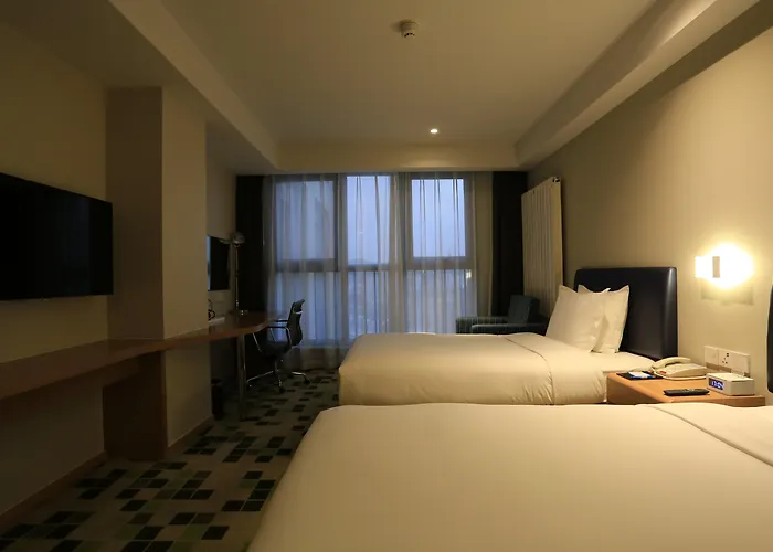 Holiday Inn Express Zhangjiakou Park View, An Ihg Hotel