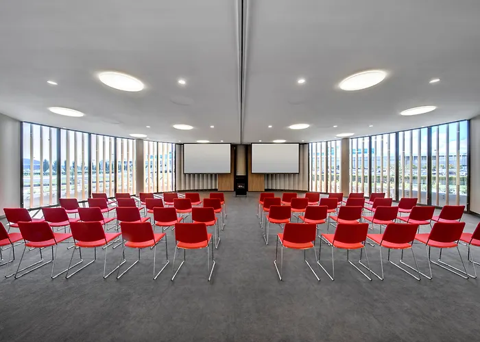 Vibe Hotel Canberra