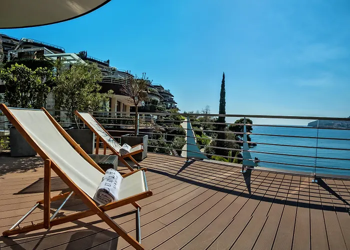 Dukley Hotel & Resort