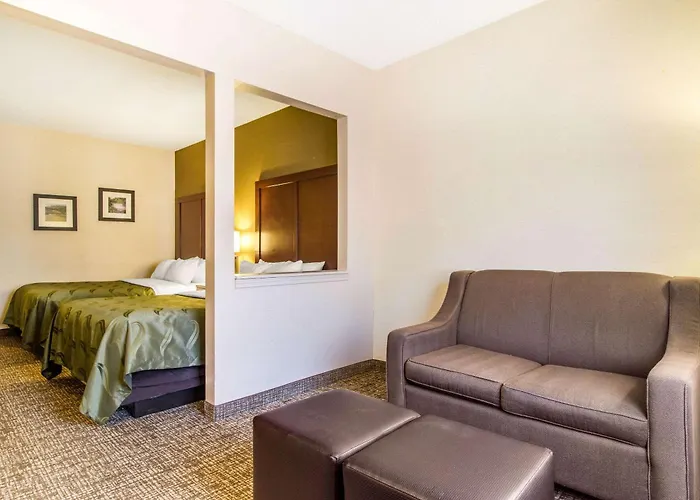 Quality Suites Corbin North