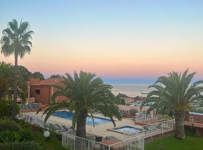 Appartement avec vue mer et piscine