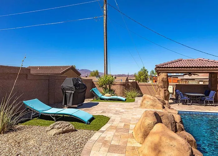 Beach Happy-Lake Close-Private Waterpark Oasis -Sleeps 14
