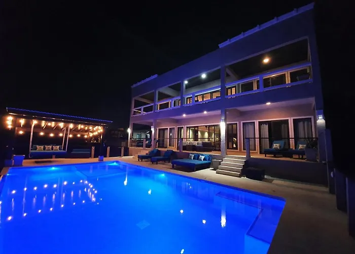Fishers Landing Boutique Hotel
