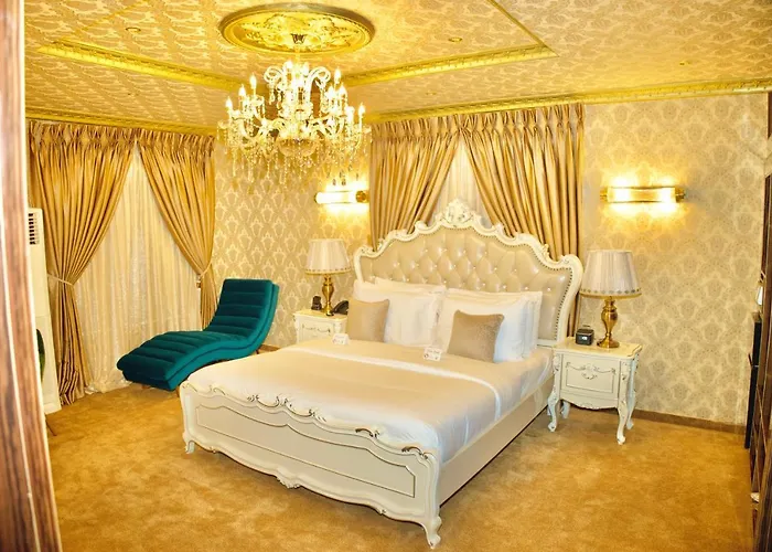 No.1 Hotel