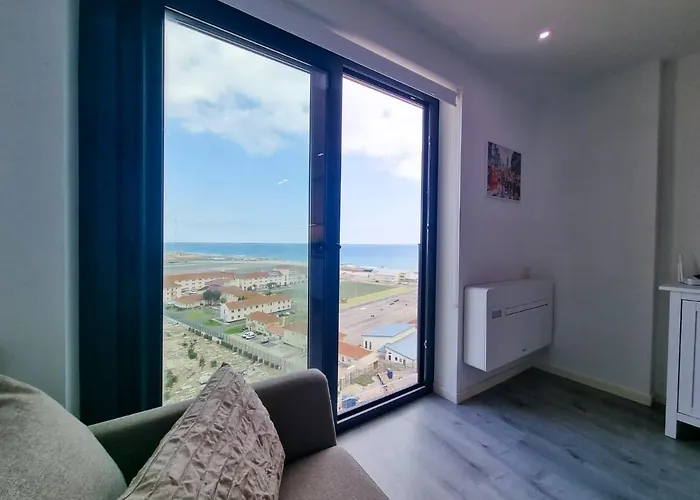 Top Floor Studio - The Hub Gibraltar - Self Catering