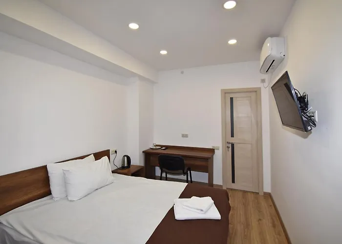 Patriott Hotel