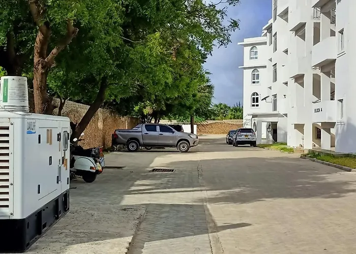 Pahalimzuri Kijani - 1 Bedroom Beach Apartment With Swimming Pool