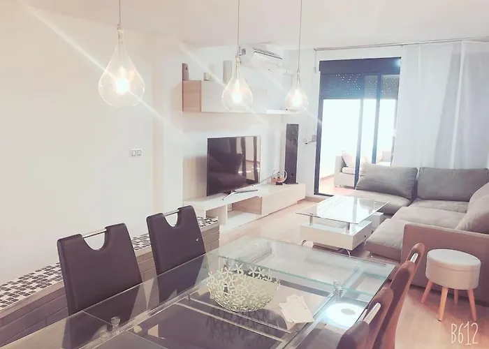Adosado, wifi, playa, lugar espacioso, vacacional