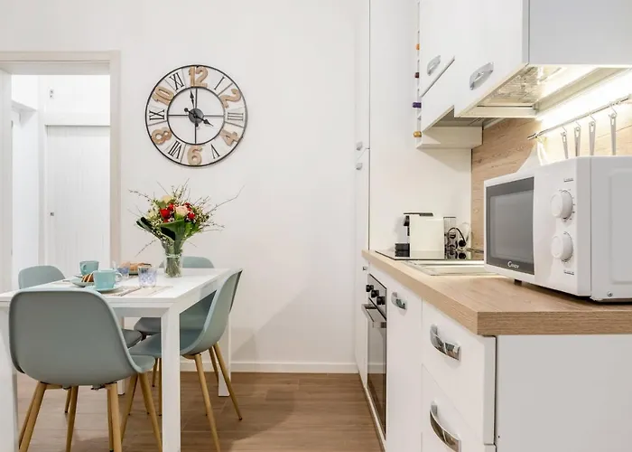 Donna Teresa Central & Cozy Apartment