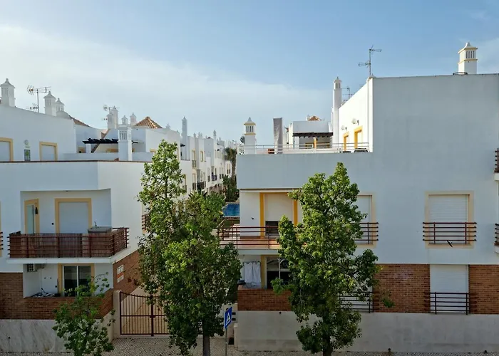 Cabanas De Tavira Gomeira, 2 Bedroom, 3 Terraced Penthouse With Seaview, 300M From The Sea