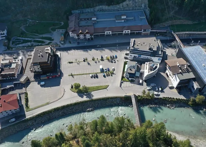 Hotel Baeckelar Wirt Superior Oetztal Inside Sommer Card Partner