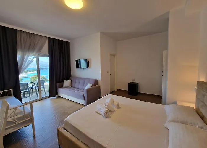 Hotel Queen Margaret Seaside