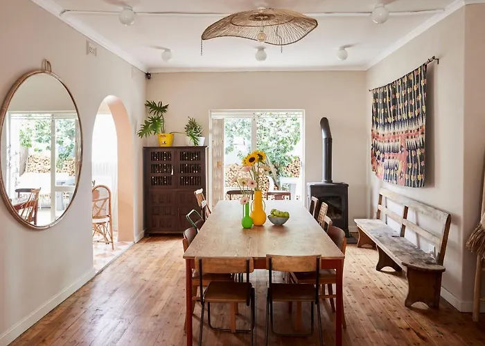 The Big - Luxury Backpackers