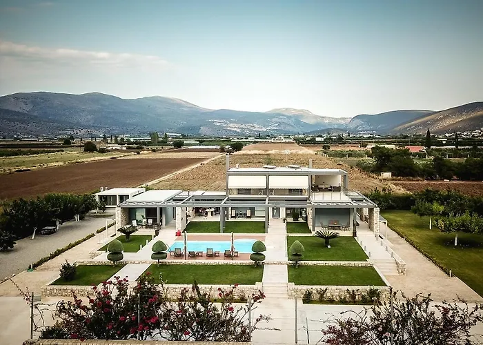 Gravaris House