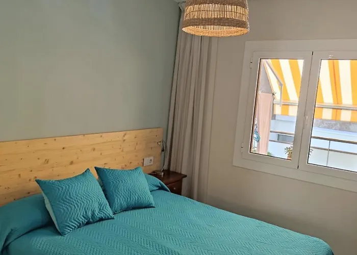 Apartamento A 150 Metros De La Playa En La Fosca