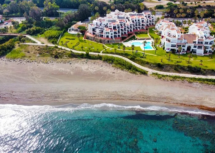 Exclusive Luxury Frontline Beach Penthouse Casares Del Mar - Estepona