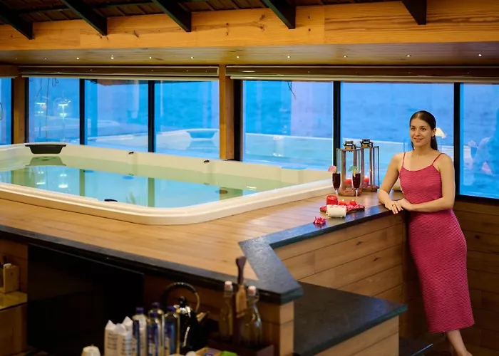 Maliekal Heritance Cherai Beach Cochin