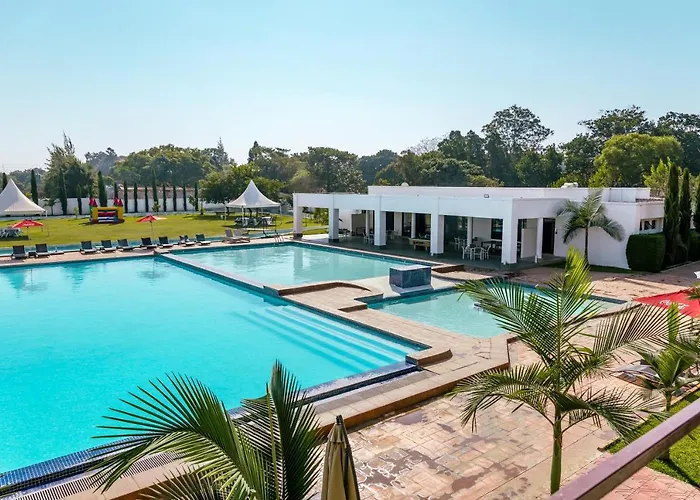 Twangale Resort & Spa