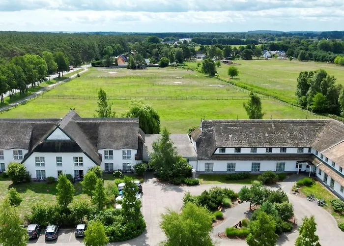 Friesenhof Hotel-Restaurant-Reitanlage