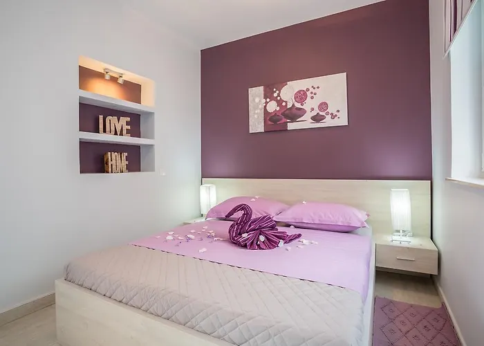 Apartments Pera
