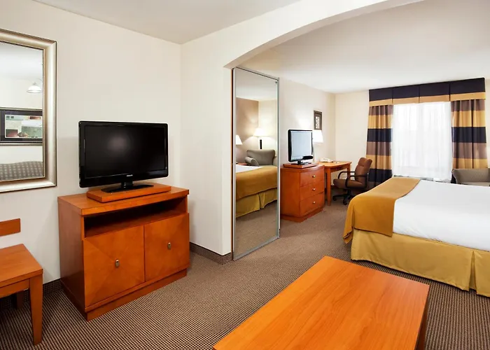 Holiday Inn Express Forest City By Ihg