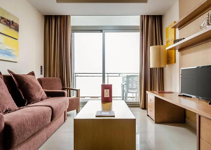Dorma Cunit Suites & Spa