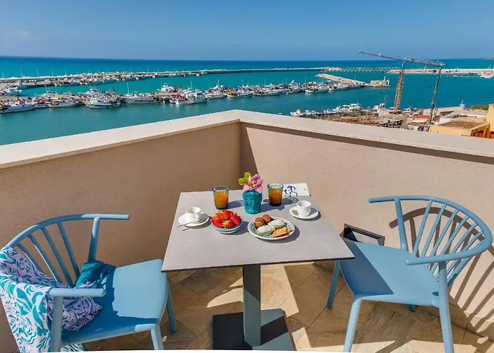 Roccaregina Hotel